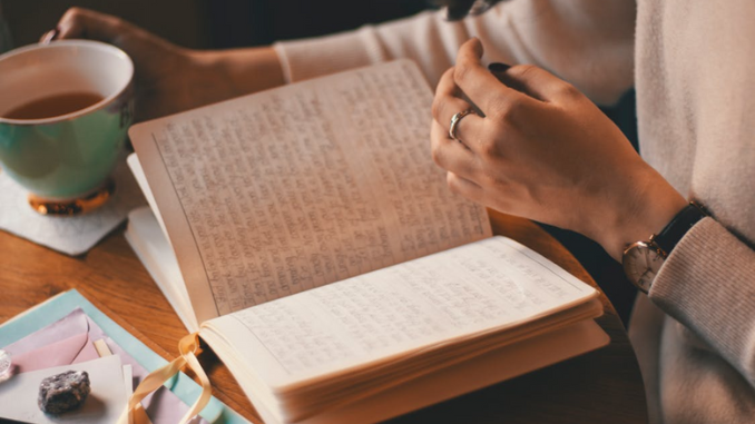 Fenomena ‘Junk Journaling’, Bisa Bantu Jaga Kesehatan Mental