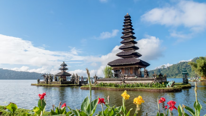 Tips Liburan Hemat ke Bali, Cara Nikmati Surga Tanpa Boncos! Tips Liburan Hemat ke Bali, Cara Nikmati Surga Tanpa Boncos!