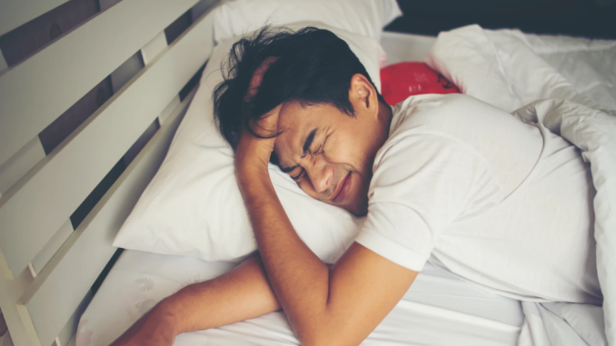 Stamina harian paling kuat dibangun dari kebiasaan kecil yang dilakukan terus-menerus. Tidur cukup, makan teratur, minum air, bergerak, dan mengelola stres, semuanya saling terkait.